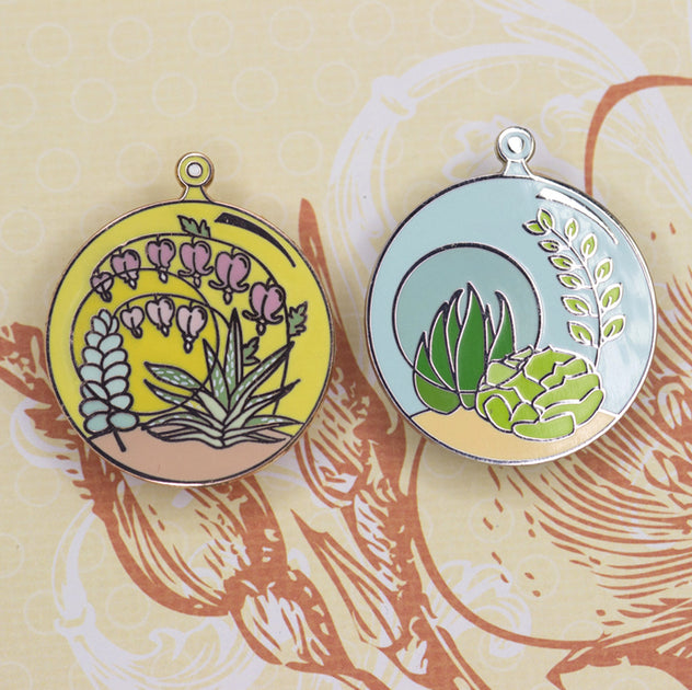 Circular Terrarium pins Blooms & Moonlight