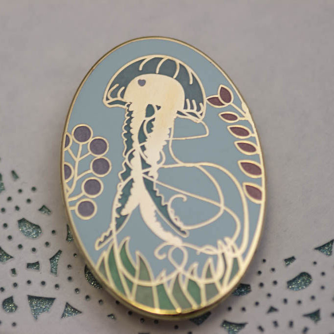 Glass Jellyfish pin - front